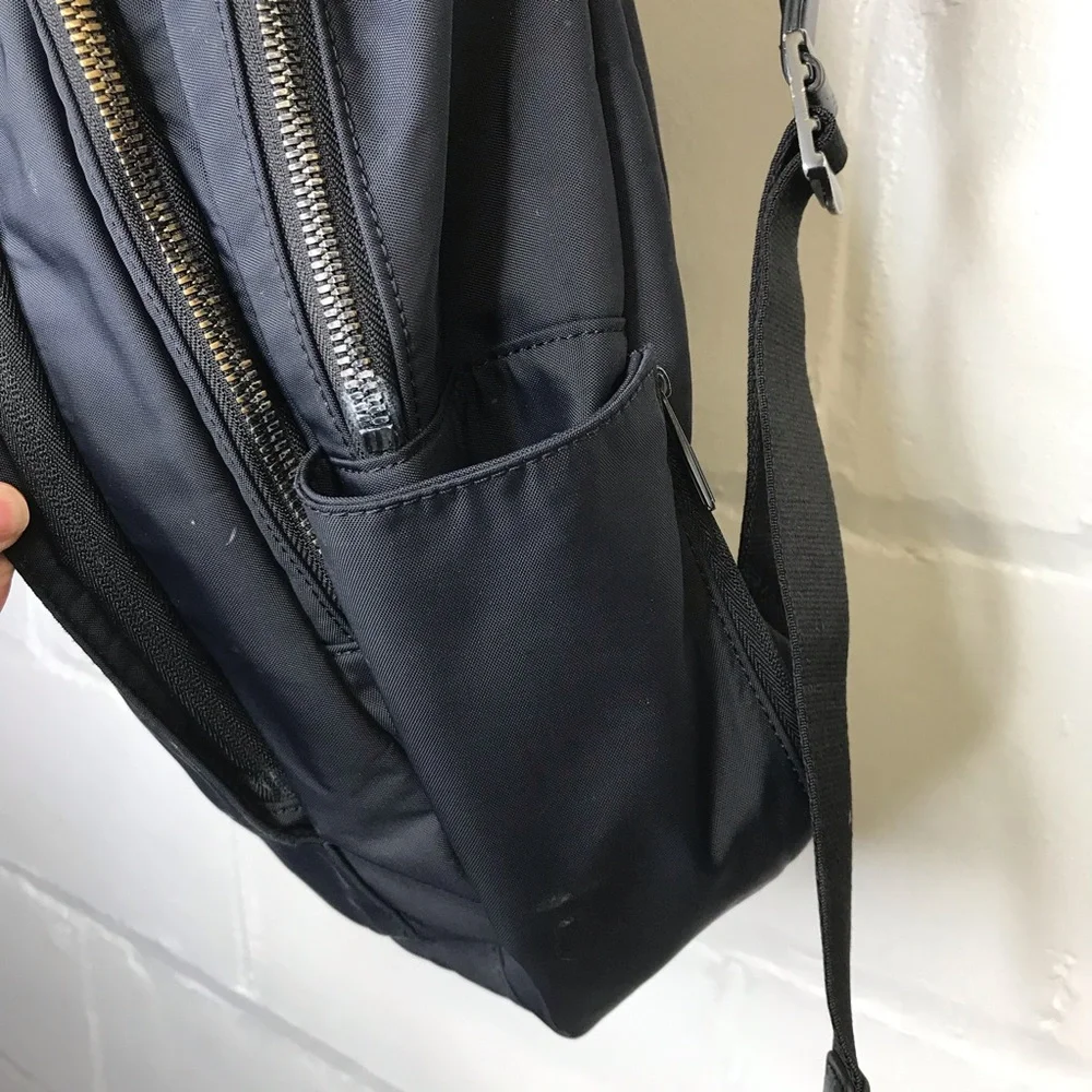 Away The Daypack Minimalist Laptop Travel Commute Backpack Black